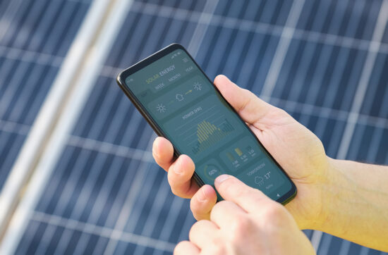 App di monitoraggio dei moduli fotovoltaici, con lettura da cellulare